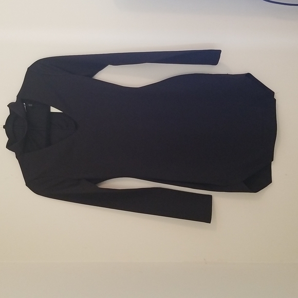 Dress - Picture 4 of 5